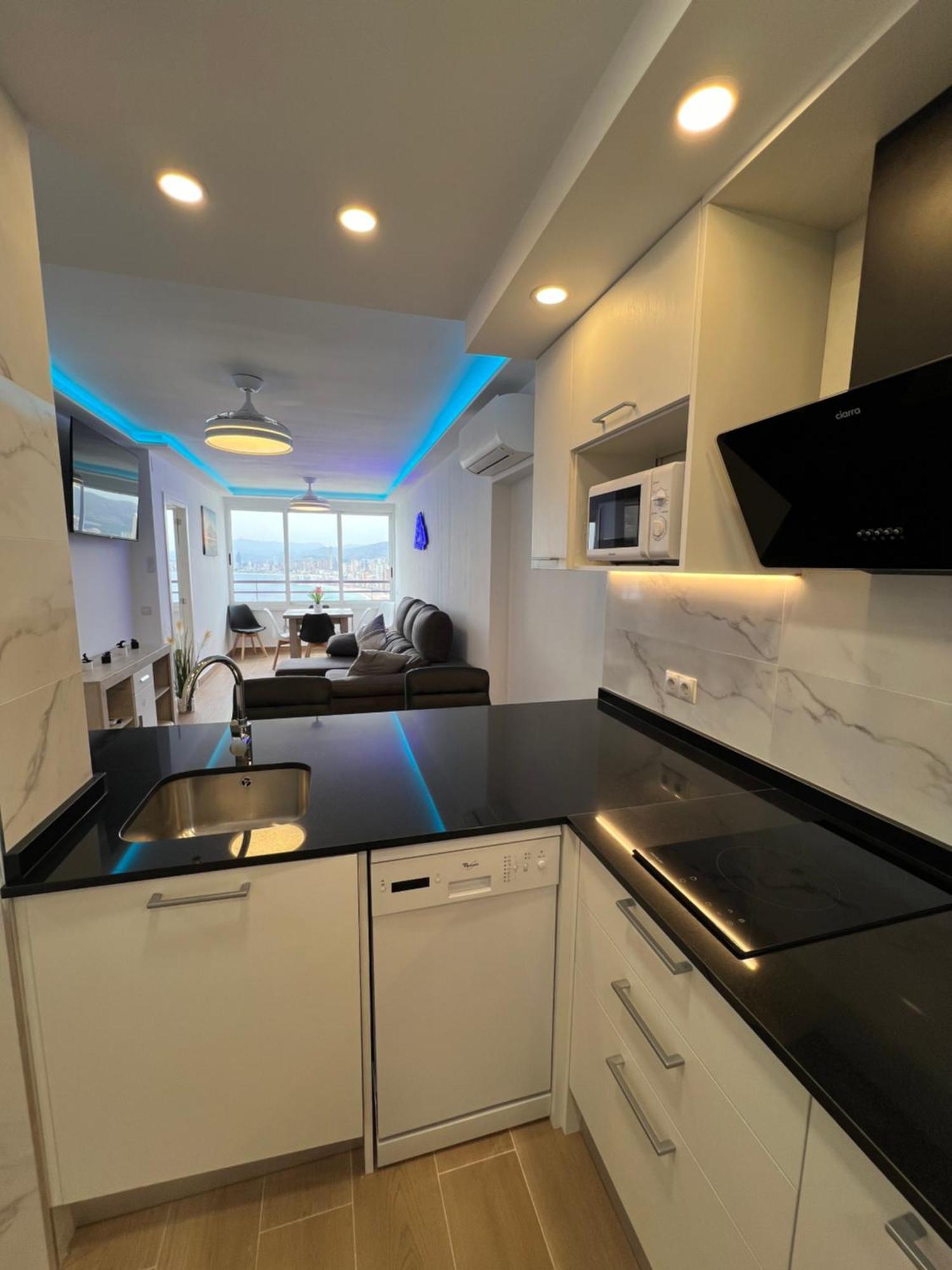 Hany Apartment Tropic Mar 18-C بينايدورم المظهر الخارجي الصورة