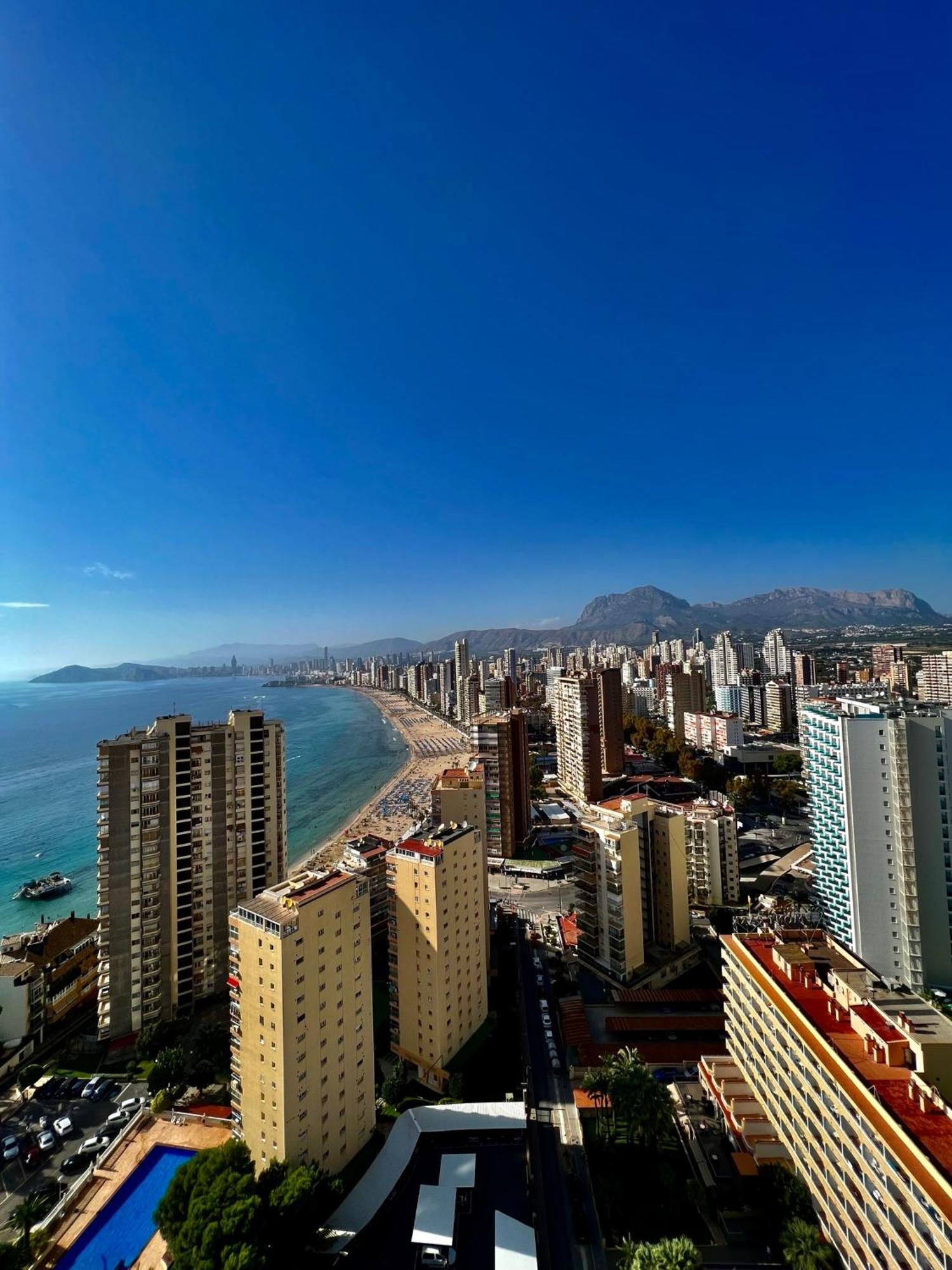 Hany Apartment Tropic Mar 18-C بينايدورم المظهر الخارجي الصورة